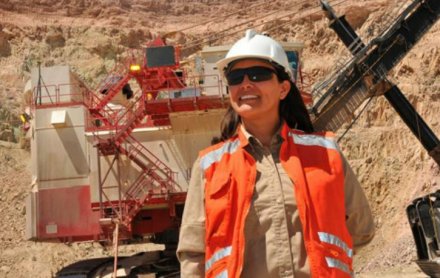 Mesa de la Mujer y Minería analizó las desigualdades y equidad de género en el sector