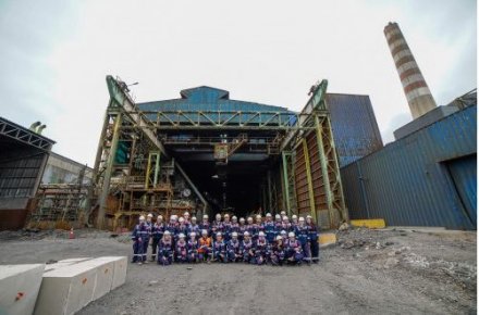 Estudiantes de British Columbia visitan División Ventanas de Codelco