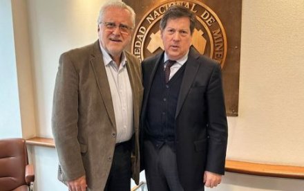 Máximo Pacheco se reúne con el presidente de Sonami para analizar el desarrollo y desafíos de la minería chilena