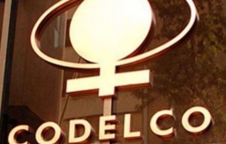 Codelco ofrece US$500 millones para adquirir el 10% que Enami tiene en Quebrada Blanca